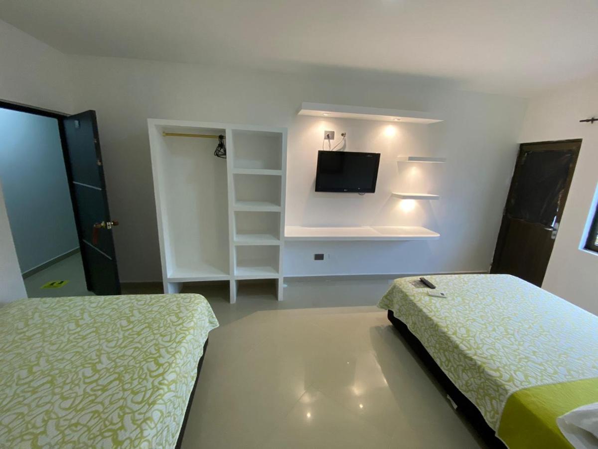 Hotel Los Paisas Mitu Exteriör bild